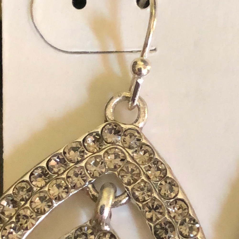 Stunning Rhinestone Earrings - Picture 4 of 7